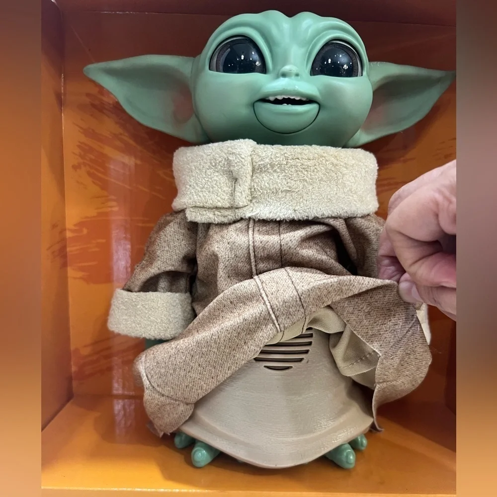 Star Wars Baby Yoda Green and Brown Doll